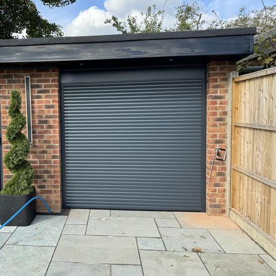  Garage Door Automatic Shutter with Simple Design